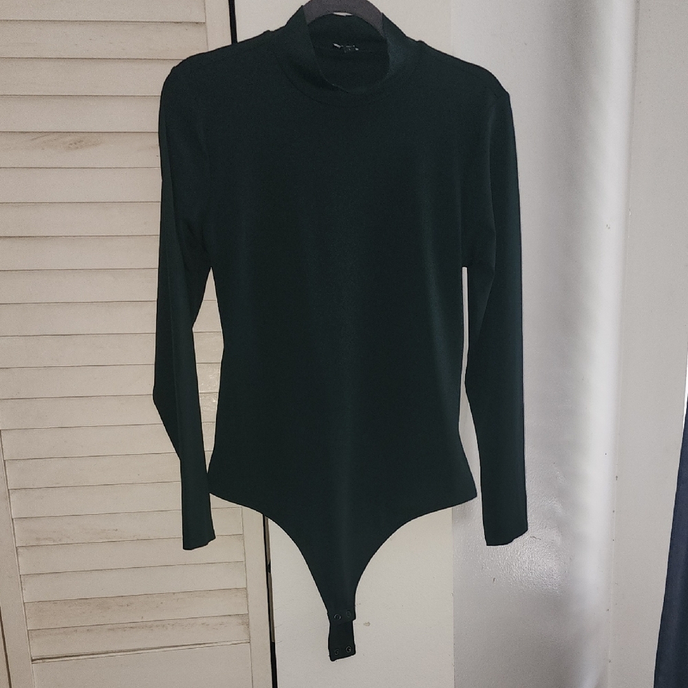 DARK GREEN OPEN BACK Long Sleeve Bodysuit/ BODYCON IN LARGE FROM EXPRESS